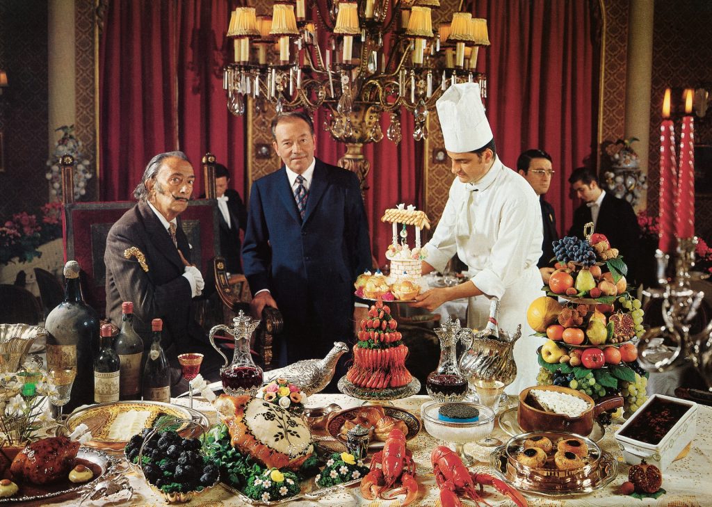 Salvador Dali, Les Diners de Gala