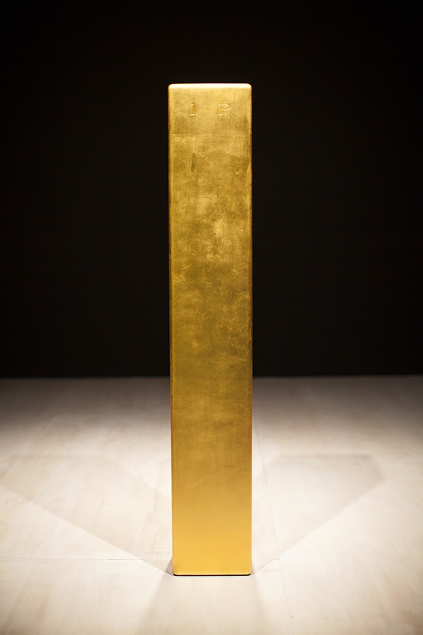 James Lee Byars, The figure of the Interrogate Philosophy, 1987