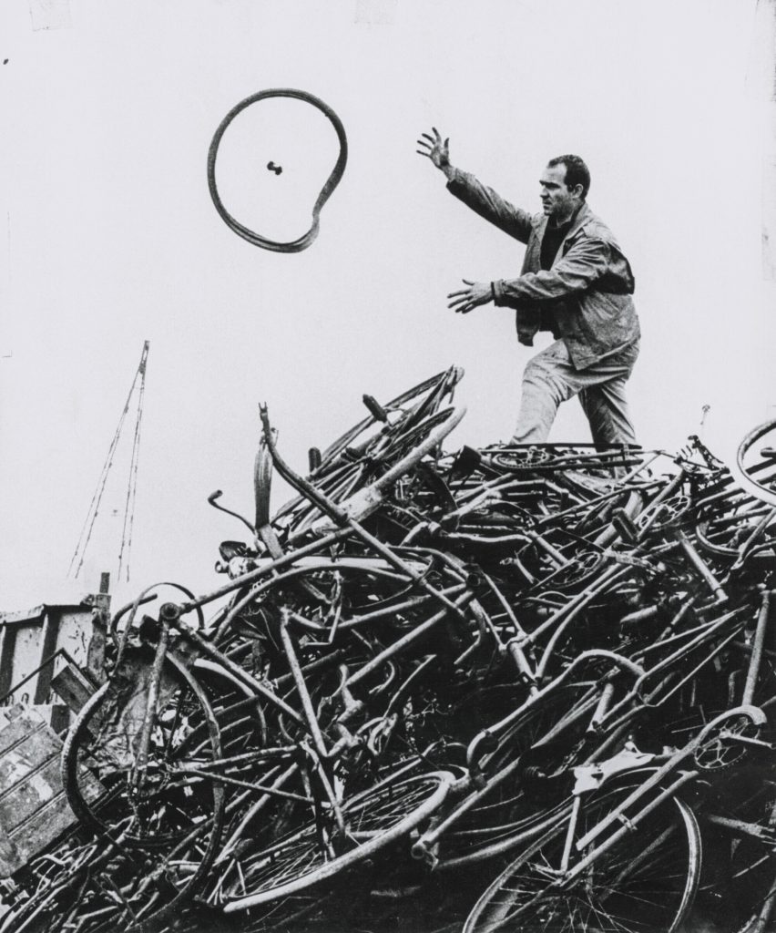 Jean-Tinguely-See-All-This-Art-Magazine.jpeg