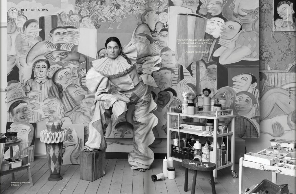 Anastasia Bay in haar studio in Brussel