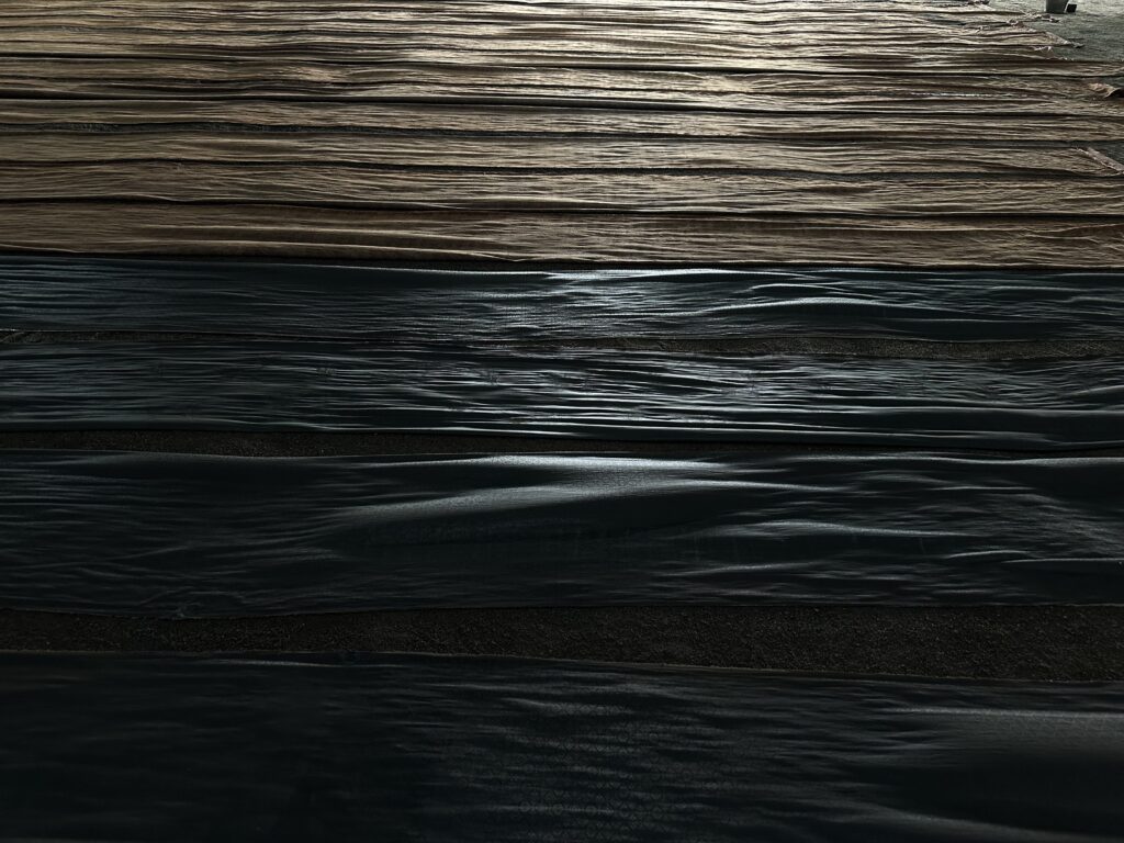 Noir Mud Silk