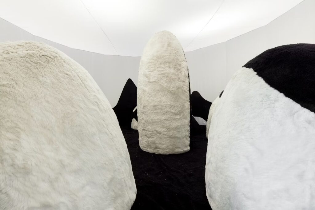 Maria van Elk Soft Living Room, 2013, collectie Stedelijk Museum Schiedam | foto: Aad Hoogendoorn